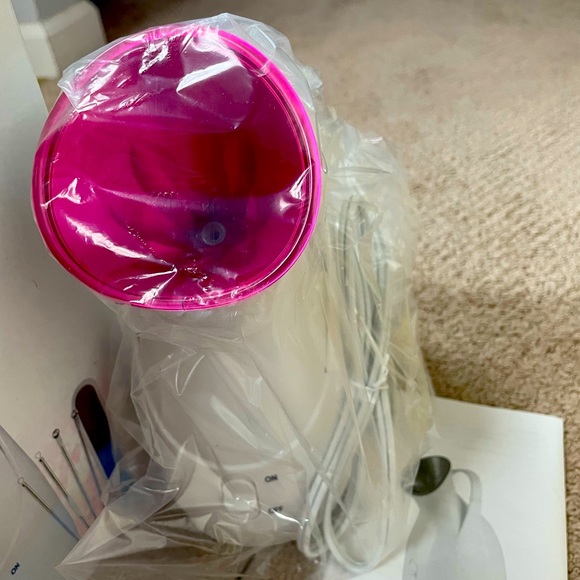 Nano-Ionic Facial Steamer (new in box, never used) - Picture 5 of 8